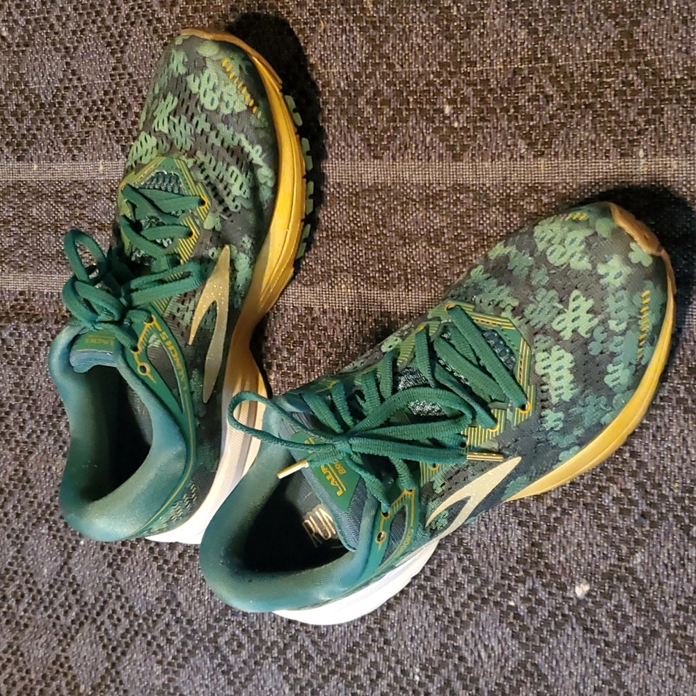 Women's Brooks Running Shoe